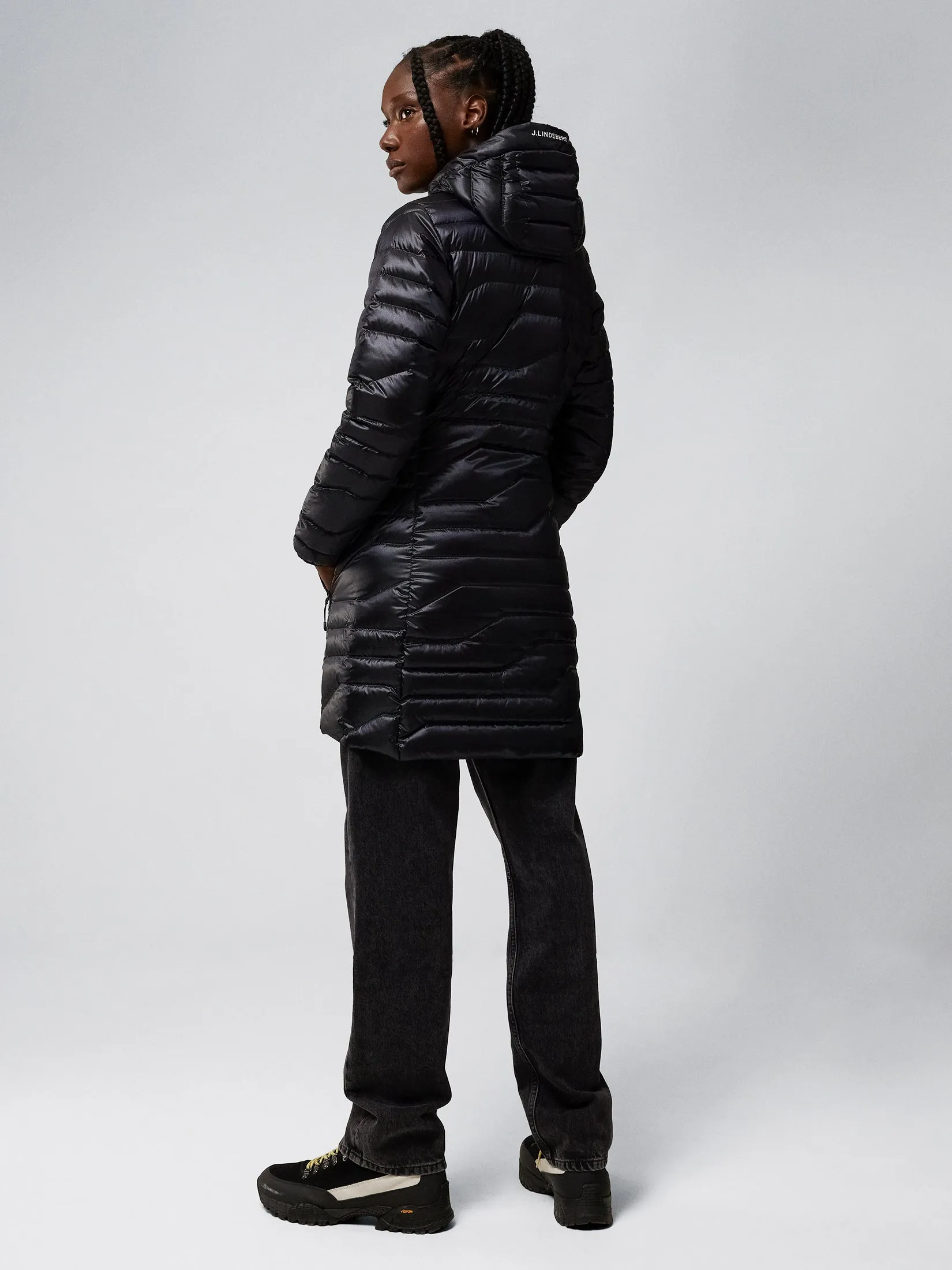 W Cliff Light Down Parka / Black